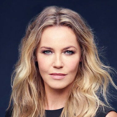 Конни Нильсен