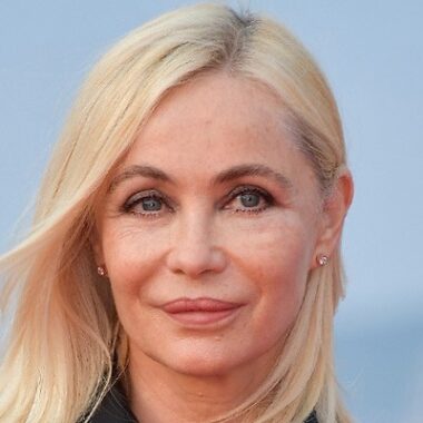 Эмманюэль Беар