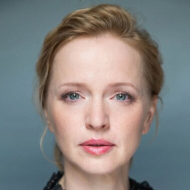 Юлия Вайшнур